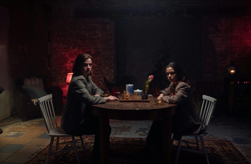 Clooney Swaps Vintage For Dazzling Eco Couture On The Red Carpet Street Style